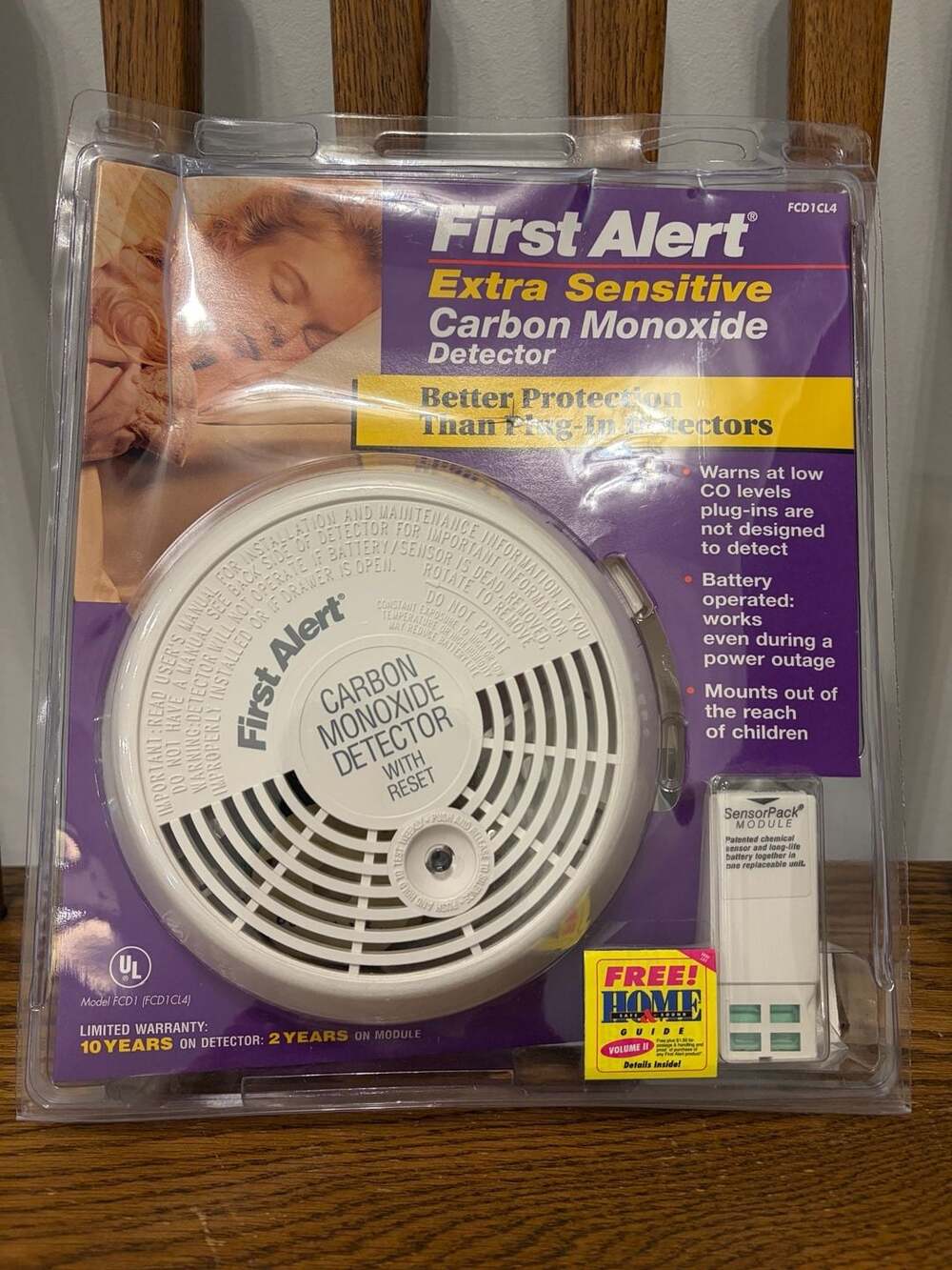 First Alert Extra Sensitive Carbon Monoxide Detector Model FCD1CL4